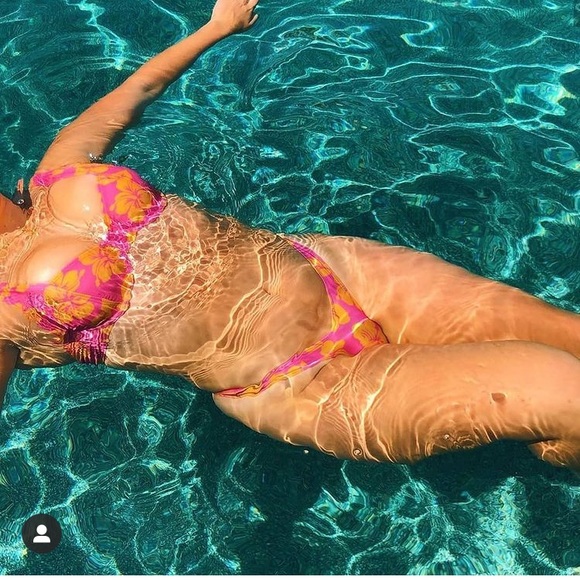 🌺 Hawaiian Hibiscus Print (OG) Small SNRKLBR SWIM - Picture 3 of 13